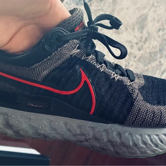 Nike Sneakers - Picture 5 of 7